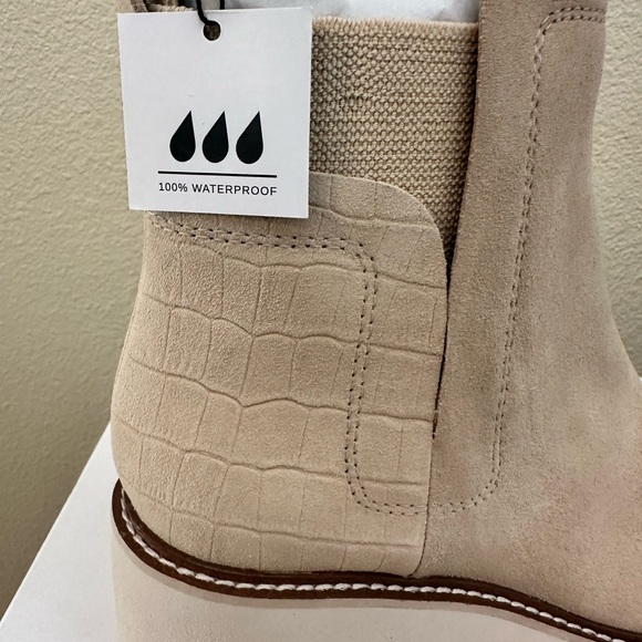 Dolce Vita Huey H2O Wide Booties Dune Suede Size 8 NIB - Picture 2 of 6